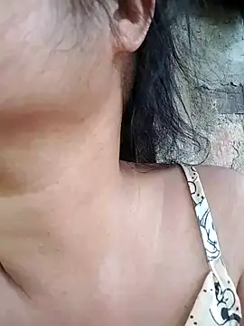 BigAss-69 webcam