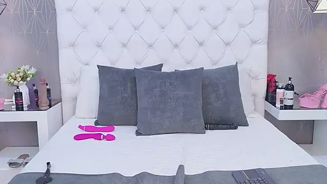 AntonellaEscudero webcam