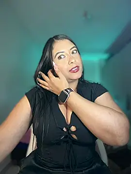 cami_ortiz__ webcam