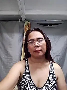 erma_joy - Erma_joy's free webcam - UK Sex Cams