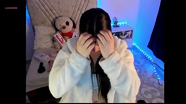 Mia_Victoria22 webcam