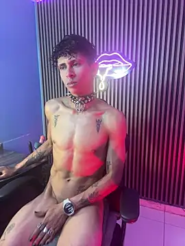 Maximoking26 webcam
