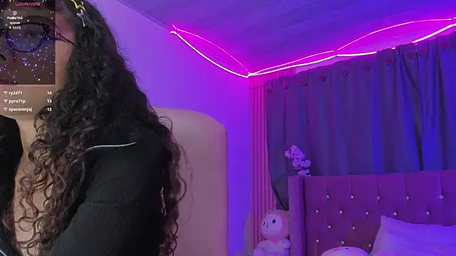 Sweet-Sadie webcam