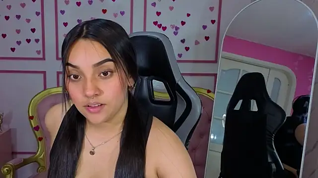 lia_harper_t webcam
