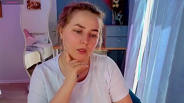 Mira_Mermayd webcam