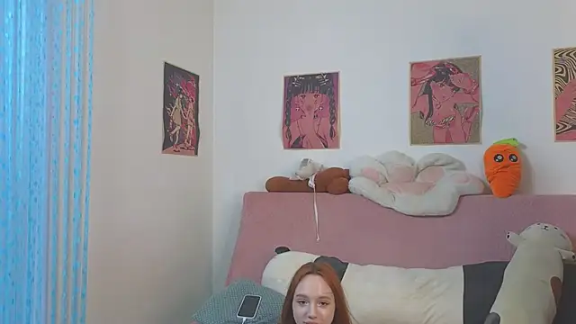 Lusy_PickMe's room