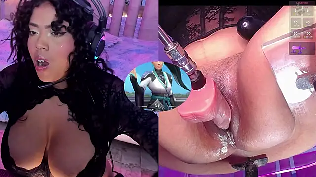 NinaCapelli webcam