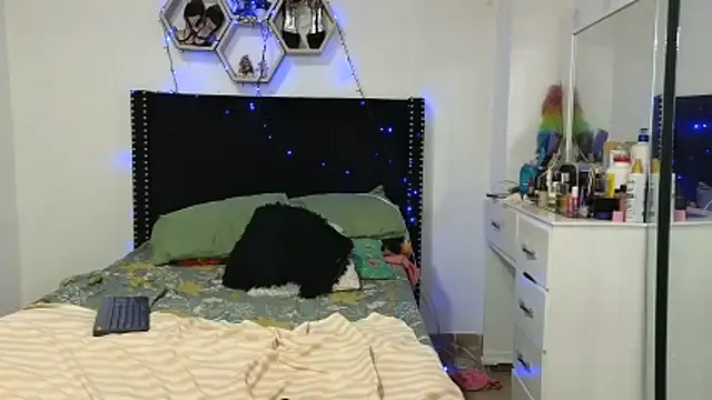 charlotte_077 webcam