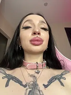 adult cam chat Molly Moon