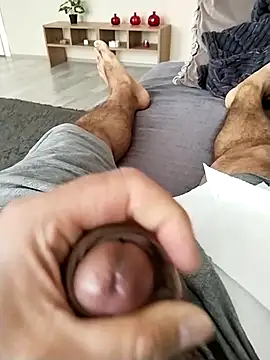 milf_hunter_35 webcam