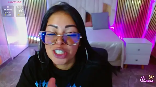 martinna_tay webcam