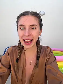 emma05 from StripChat is Freechat