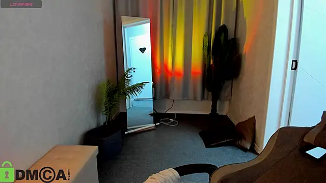 Elsie_Cutties webcam