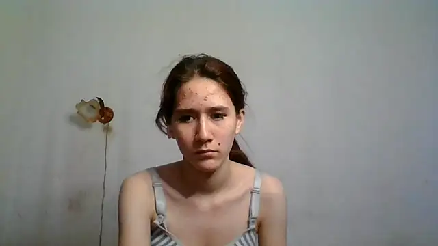 NickiKisinger webcam