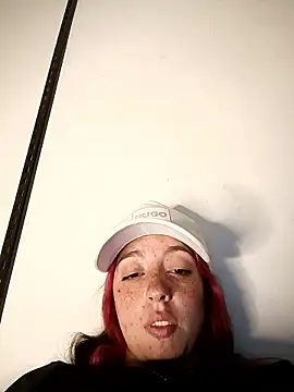 sadashi_moon_ofice webcam