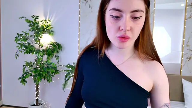 Emily_Less webcam