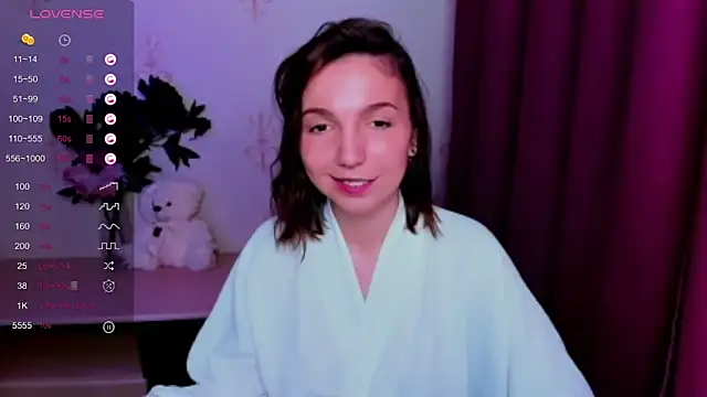 KindHazelHere_ webcam