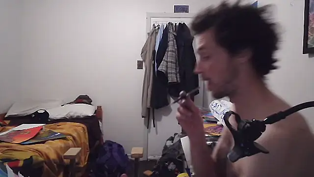 JohnnyMoves webcam