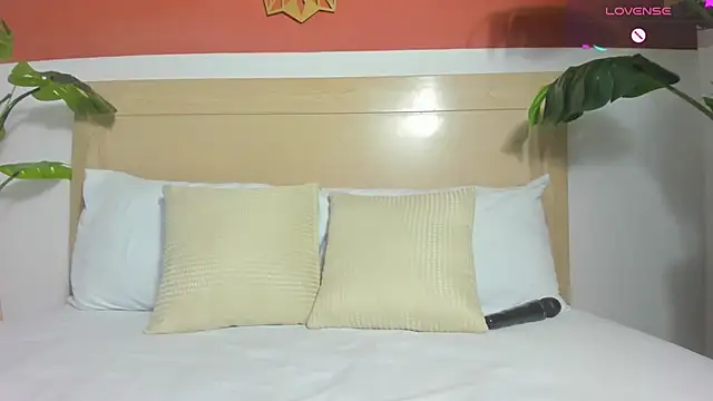 lili_cardenas_ webcam