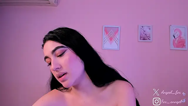 angeel_fox webcam