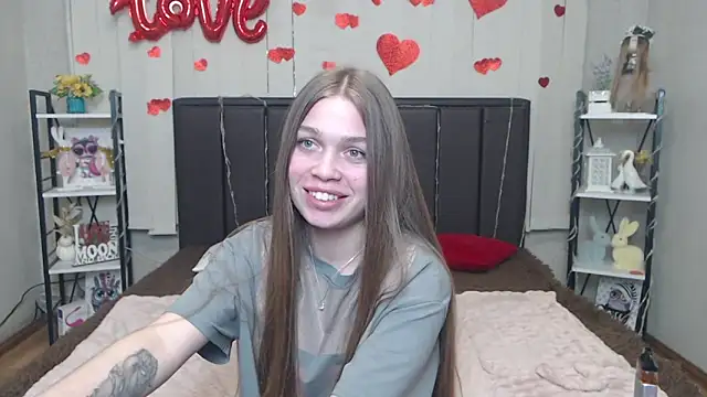LaraPika webcam