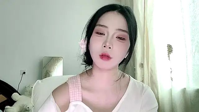 yiyibaby2026 webcam
