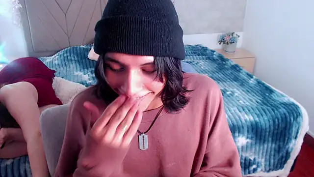 raven_n_matt webcam