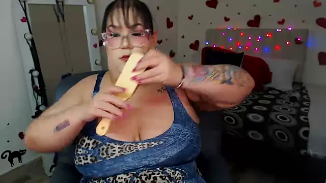 GiannaMorrys webcam