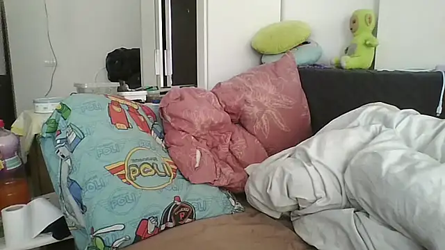 vitalik66679 - Vitalik66679's free webcam - UK Sex Cams