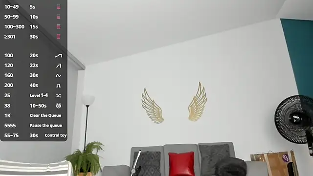 TanishaEvans webcam