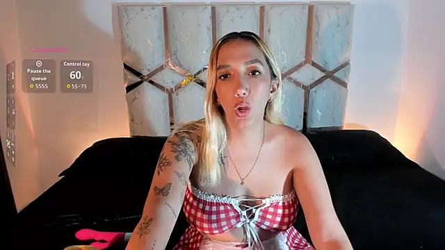 Amanda_klaire webcam
