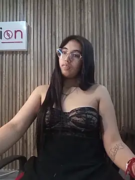 Valk_submissive webcam