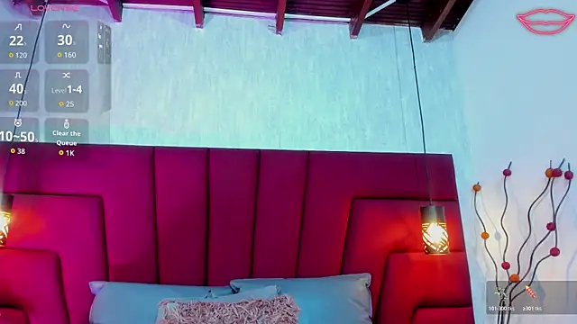 Maya_curvy webcam