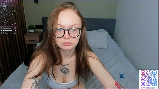 IvyHornyCoree webcam