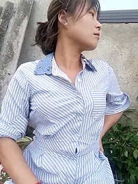 linda_bae00 webcam