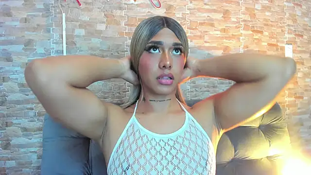 Dreams_Chloe webcam