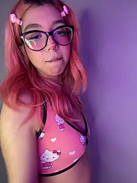Valen-Foxx1 webcam