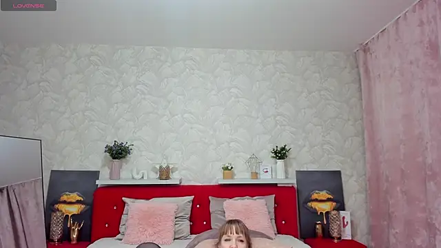 KattyPeachX webcam