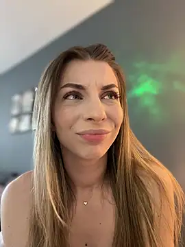 Mia_Ethan webcam
