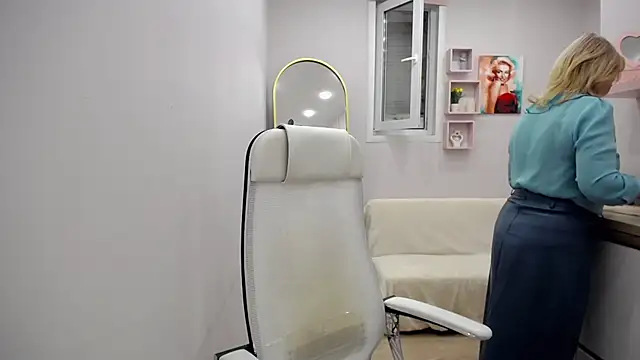 Milla_Cutie18 webcam