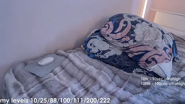 _xxtina webcam