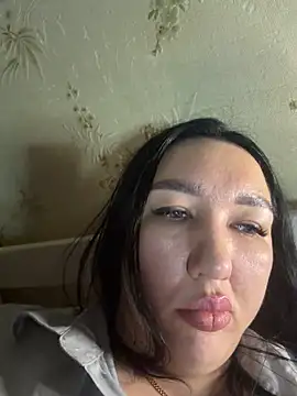 Naughtbaby_2025 webcam