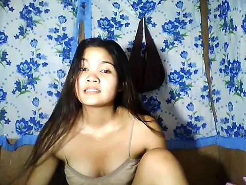 PinaySkinnyJust18 webcam
