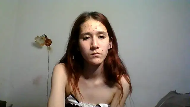 NickiKisinger webcam