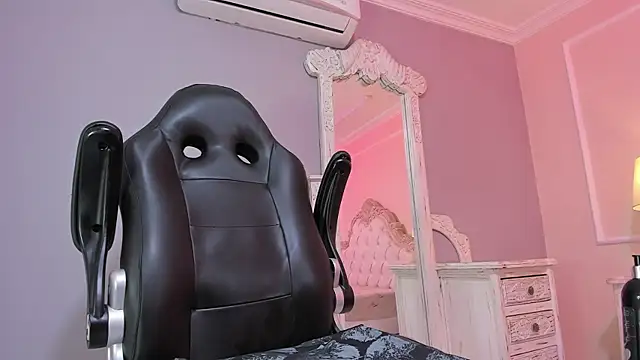 ElaineLaurent webcam