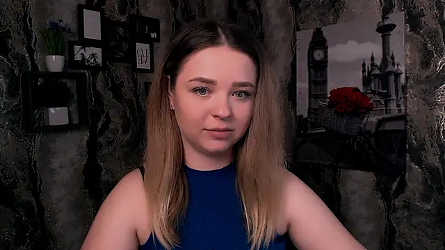 NicoleAura webcam