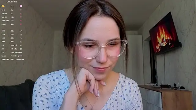 Honey_Peachy webcam
