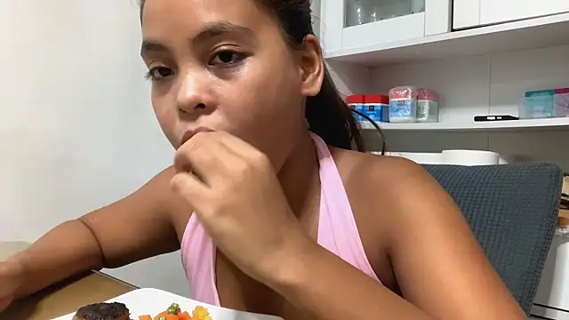 Bunny_Kisss webcam