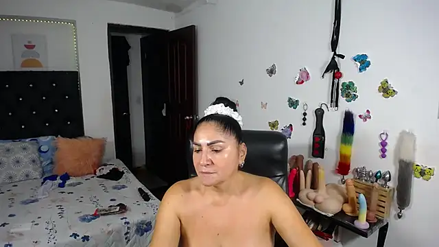 mature_bigboobs10 webcam