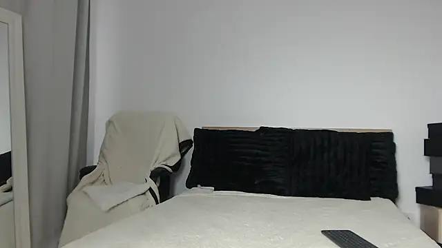 Layla23a webcam
